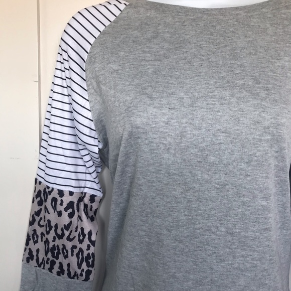 Gray leopard print striped long sleeve top - Picture 4 of 6